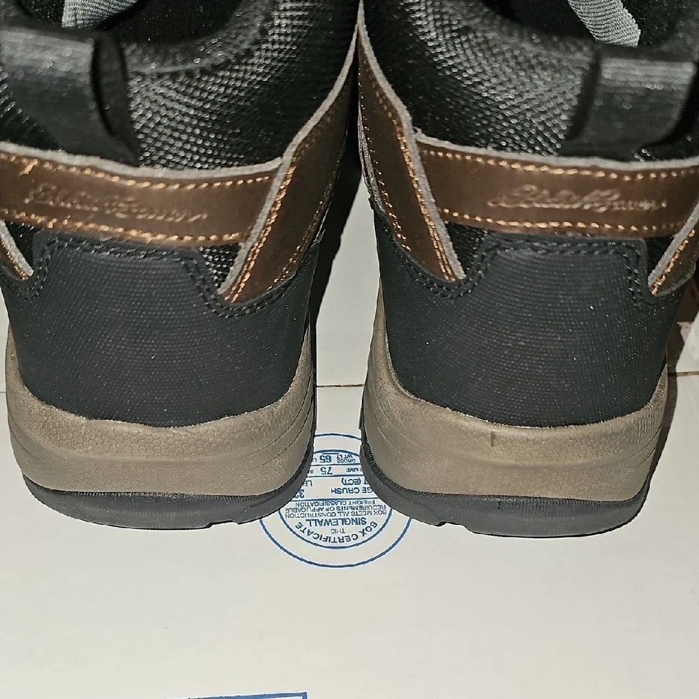 Eddie Bauer sturdy leather